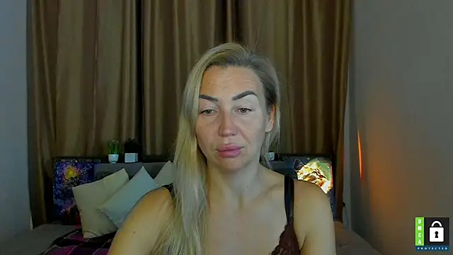 Snapshot of Kiss_julli88I chatting on 6, 11, 2025 Kiss julli88I online show from 6, 11, 2025