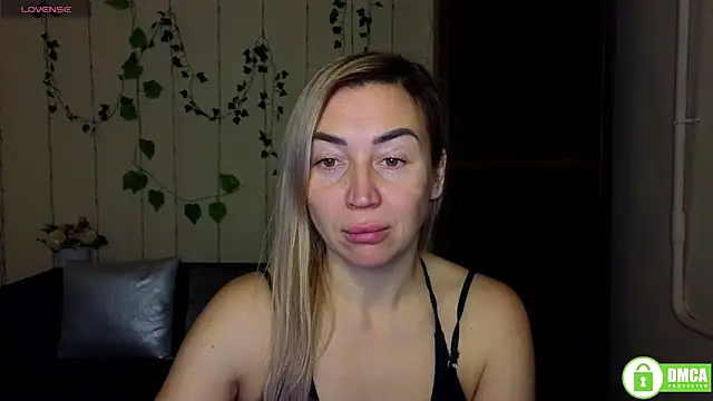 Kiss julli88I online show from 13, 1, 2026