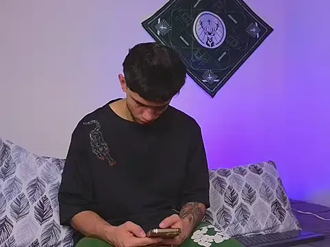 Snapshot of samevansx_ chatting on 18, 9, 2025 samevansx online show from 18, 9, 2025