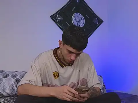 Snapshot of samevansx_ chatting on 19, 9, 2025 samevansx online show from 19, 9, 2025