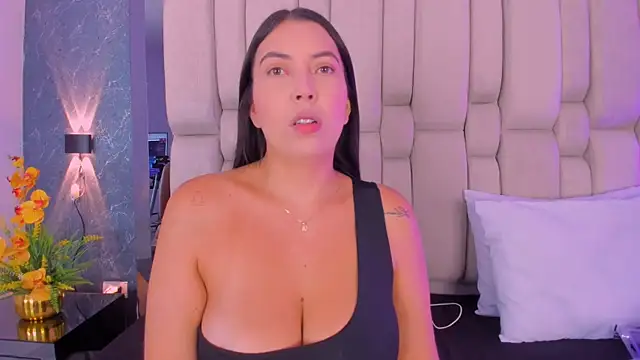 MaddyCrofft online show from 30, 4, 2026