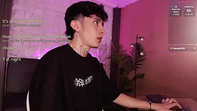 Snapshot of troy_rouge chatting on 29, 11, 2025 troy rouge online show from 29, 11, 2025