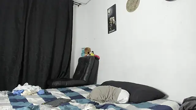 troy rouge online show from 24, 2, 2026