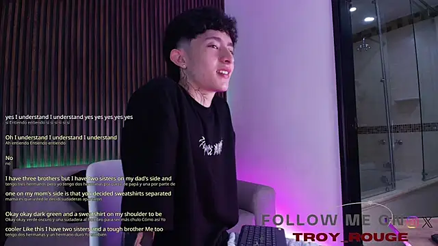 Snapshot of troy_rouge chatting on 8, 11, 2025 troy rouge online show from 8, 11, 2025