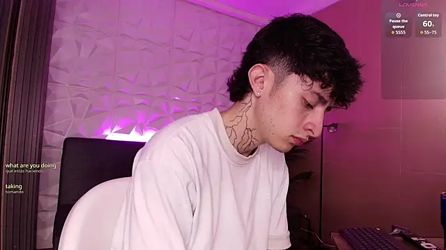 troy rouge online show from 15, 12, 2025