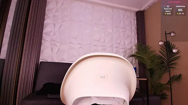 Snapshot of troy_rouge chatting on 22, 11, 2025 troy rouge online show from 22, 11, 2025