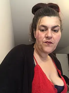 Curvy-Essex-Milf online show from 12, 10, 2025