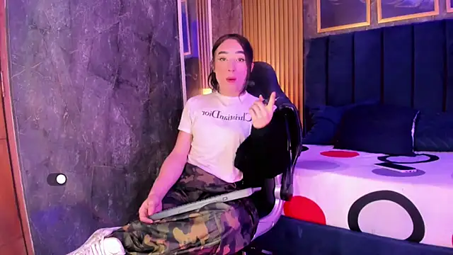 Small Hot19 online show from 17, 4, 2026