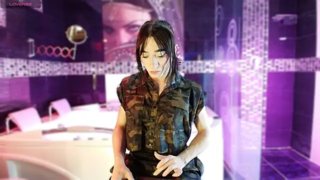 Small Hot19 online show from 3, 12, 2025