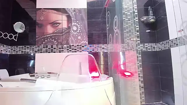 Small Hot19 online show from 2, 11, 2025