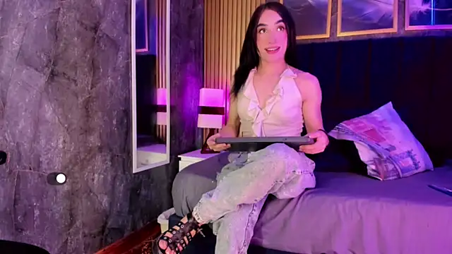 Small Hot19 online show from 14, 4, 2026