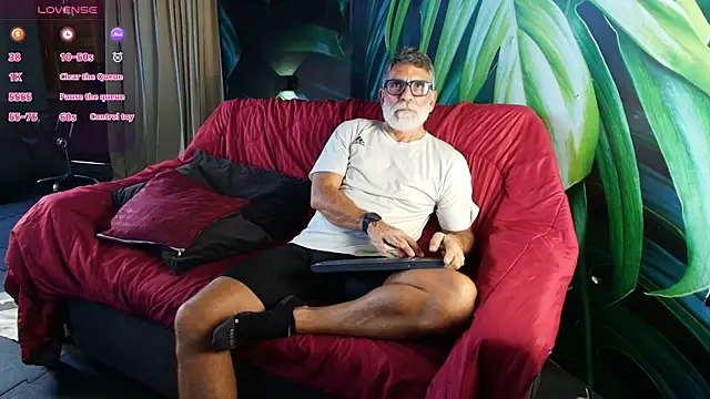 LukeCrews online show from 2, 10, 2025