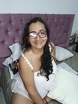 AlessandraLeroy online show from 29, 10, 2025