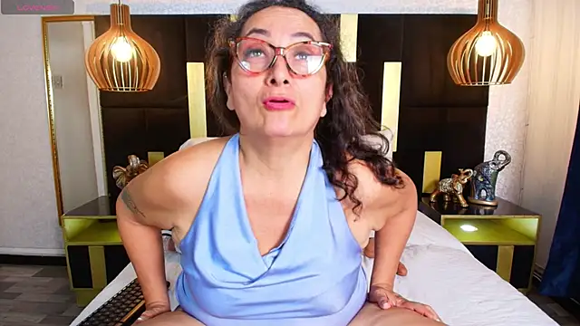 AlessandraLeroy online show from 22, 11, 2025