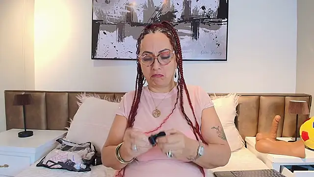 Snapshot of AlessandraLeroy chatting on 15, 6, 2026 AlessandraLeroy online show from 15, 6, 2026