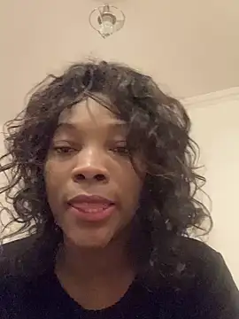 Nahomy gree online show from 15, 3, 2025