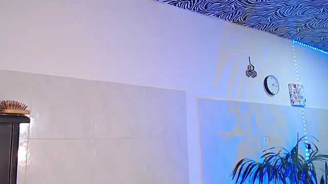 Snapshot of KimberlyXtreme chatting on 9, 5, 2026 KimberlyXtreme online show from 9, 5, 2026