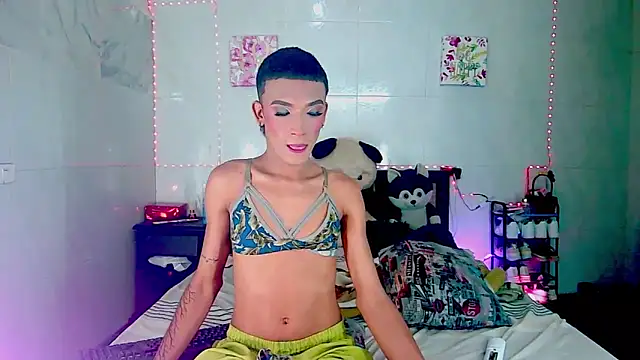 KimberlyXtreme online show from 15, 10, 2025