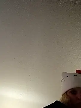 KITTYBOOBOOFUXX online show from 15, 2, 2026