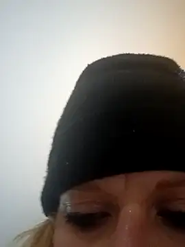 KITTYBOOBOOFUXX online show from 14, 11, 2025