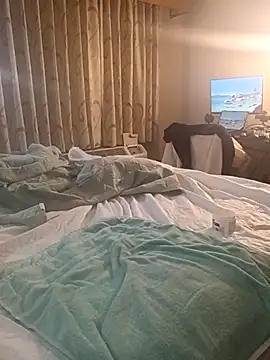 KITTYBOOBOOFUXX online show from 24, 11, 2025