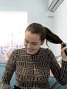 Nicoll Baby online show from 7, 4, 2026