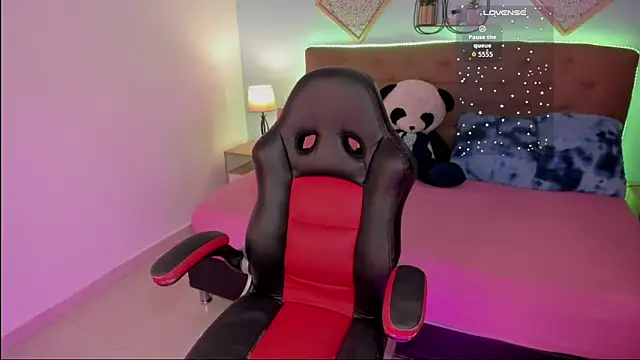  Lilly miller online show from 18, 11, 2025