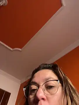 Luna-nevada online show from 15, 3, 2026