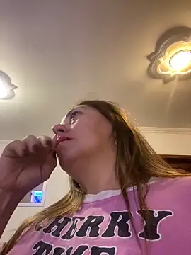 Luna-nevada online show from 5, 2, 2026