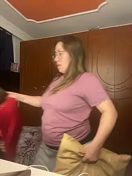 Luna-nevada online show from 2, 3, 2026