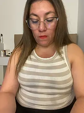 Snapshot of Luna-nevada chatting on 3, 7, 2026 Luna-nevada online show from 3, 7, 2026