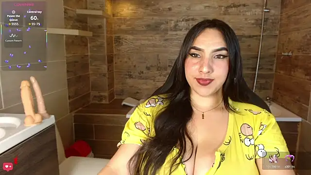 Snapshot of Sophie_Grays_ chatting on 18, 5, 2026 Sophie Grays online show from 18, 5, 2026