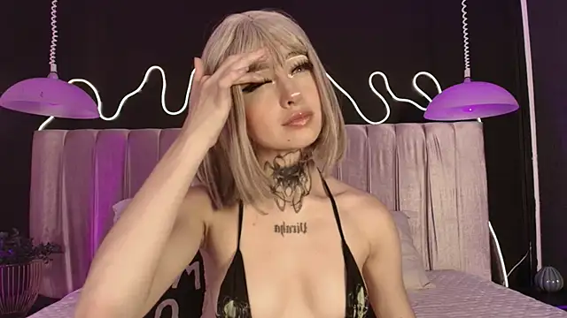 Zhally Dee online show from 12, 2, 2026