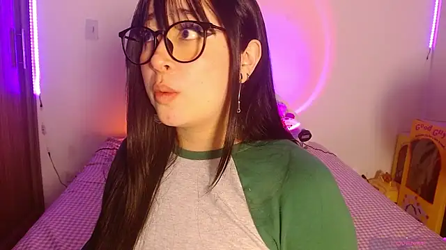 Snapshot of Oliviargf chatting on 14, 6, 2026 Oliviargf online show from 14, 6, 2026