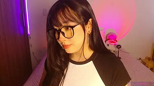 Snapshot of Oliviargf chatting on 3, 8, 2026 Oliviargf online show from 3, 8, 2026