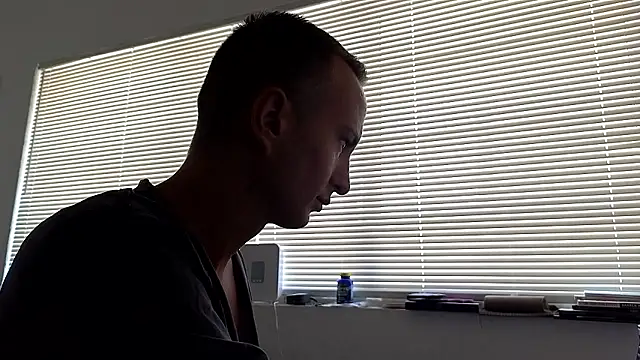 Snapshot of TheDaddy005 chatting on 15, 5, 2026 TheDaddy005 online show from 15, 5, 2026