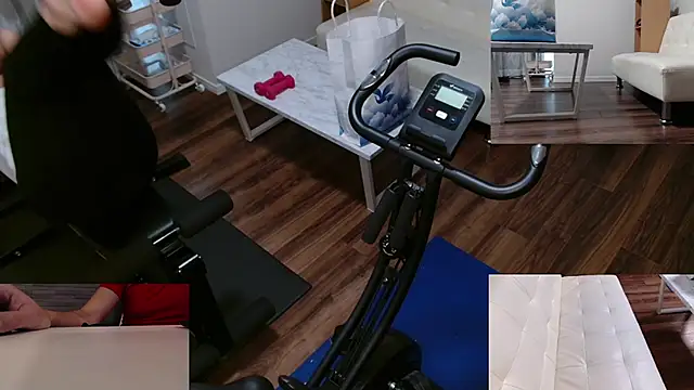 Snapshot of Stretch-man chatting on 24, 2, 2026 Stretch-man online show from 24, 2, 2026