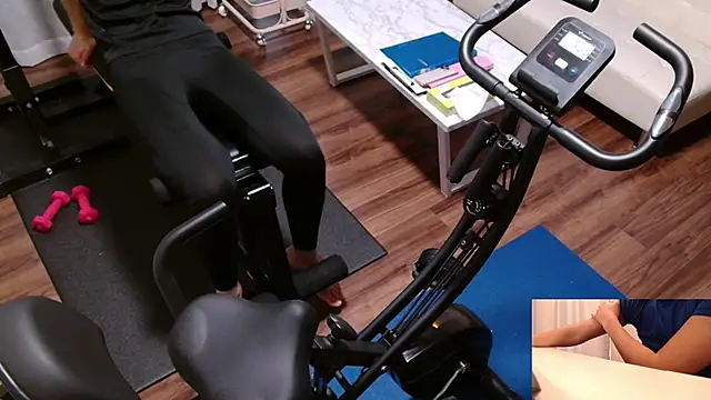 Snapshot of Stretch-man chatting on 3, 3, 2026 Stretch-man online show from 3, 3, 2026