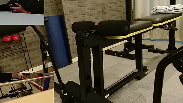 Snapshot of Stretch-man chatting on 9, 11, 2025 Stretch-man online show from 9, 11, 2025