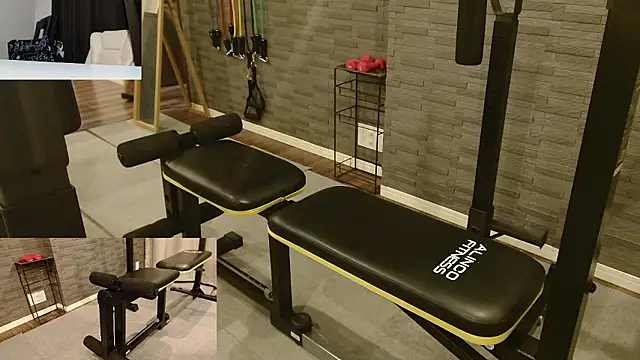 Snapshot of Stretch-man chatting on 24, 11, 2025 Stretch-man online show from 24, 11, 2025