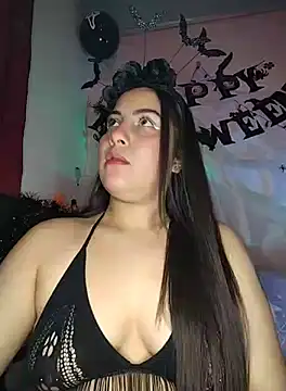 Snapshot of esmeralda_jadees chatting on 16, 10, 2025 esmeralda jadees online show from 16, 10, 2025