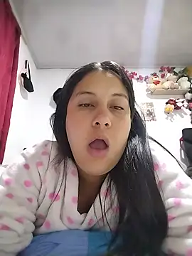 esmeralda jadees online show from 17, 6, 2026