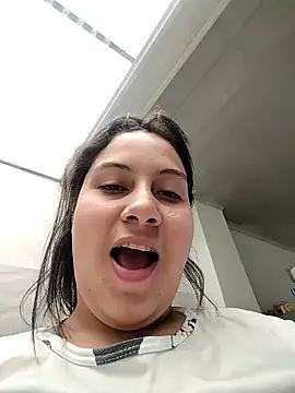 esmeralda jadees online show from 22, 2, 2026