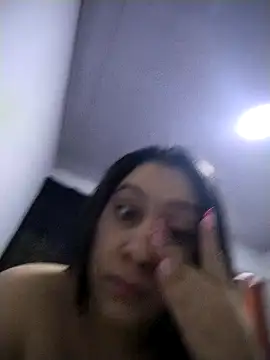 Snapshot of esmeralda_jadees chatting on 29, 11, 2025 esmeralda jadees online show from 29, 11, 2025