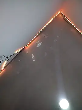 esmeralda jadees online show from 20, 4, 2026