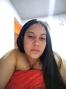 esmeralda jadees online show from 7, 3, 2026