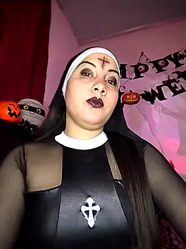 Snapshot of esmeralda_jadees chatting on 31, 10, 2025 esmeralda jadees online show from 31, 10, 2025