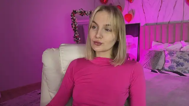  Vikky Moon  online show from 12, 3, 2026