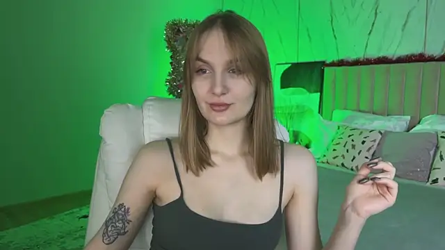  Vikky Moon  online show from 8, 1, 2026