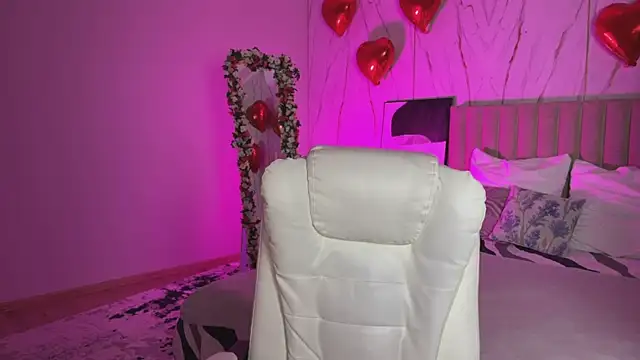  Vikky Moon  online show from 25, 3, 2026